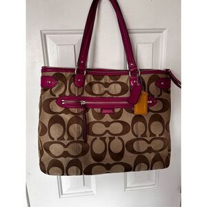 Coach Daisy Signature Emma Tote Handbag